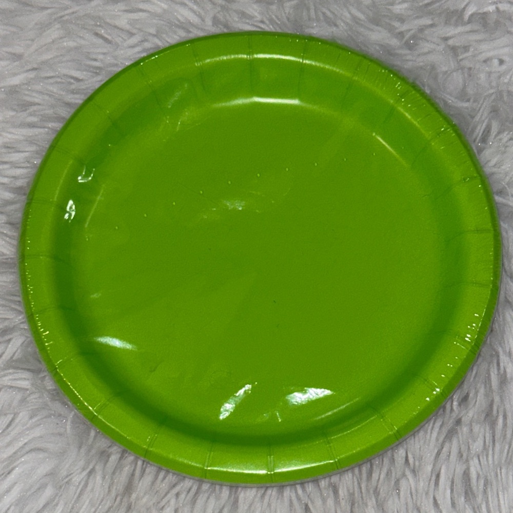 Vibrant Neon Green Party Plates Small‎ 6 3/4 in